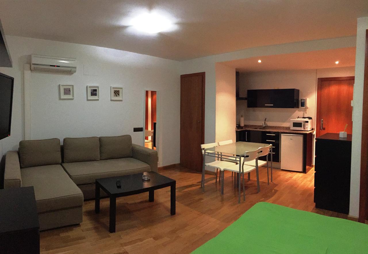 Apartamentos Turisticos Torico Amantes テルエル エクステリア 写真