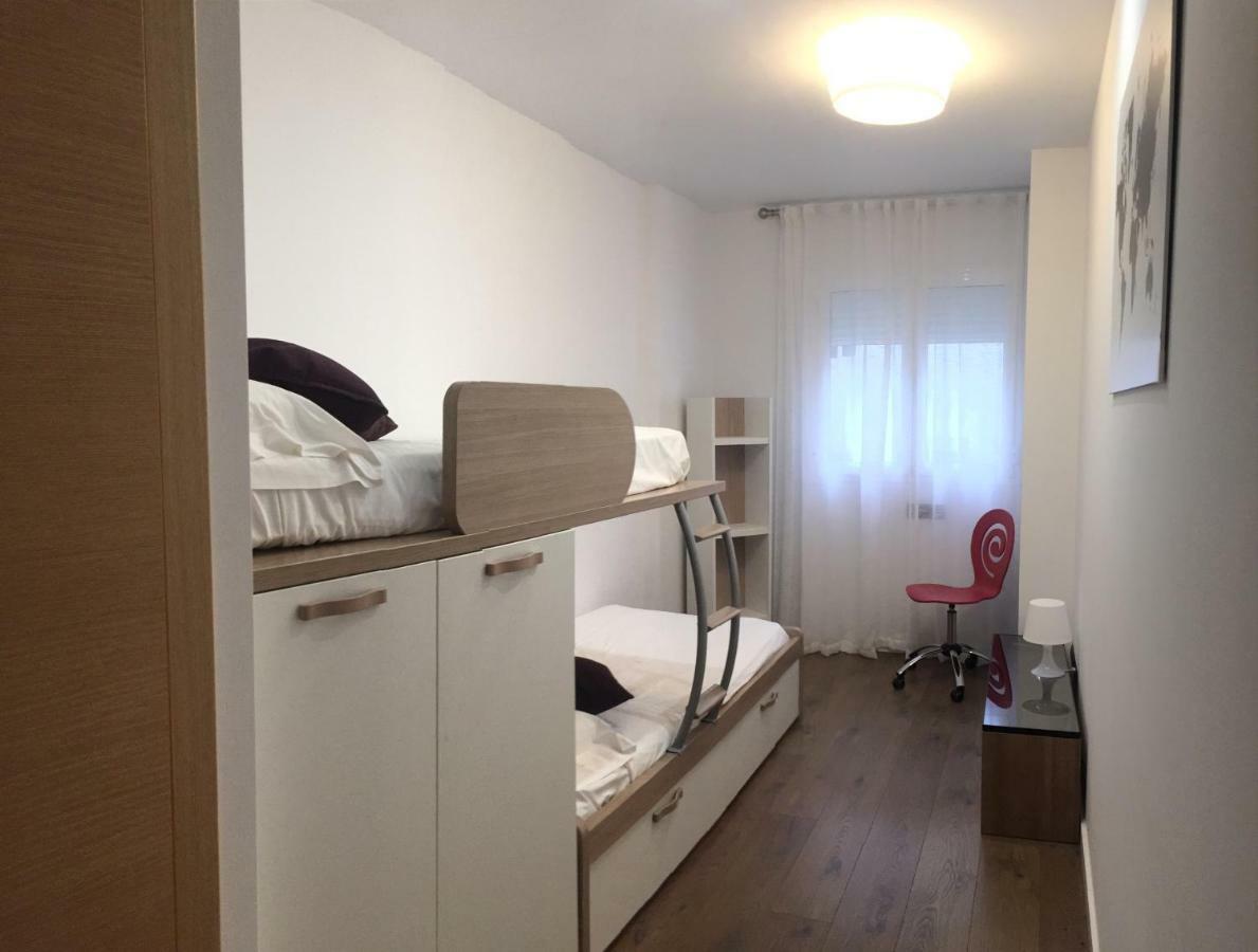 Apartamentos Turisticos Torico Amantes テルエル エクステリア 写真